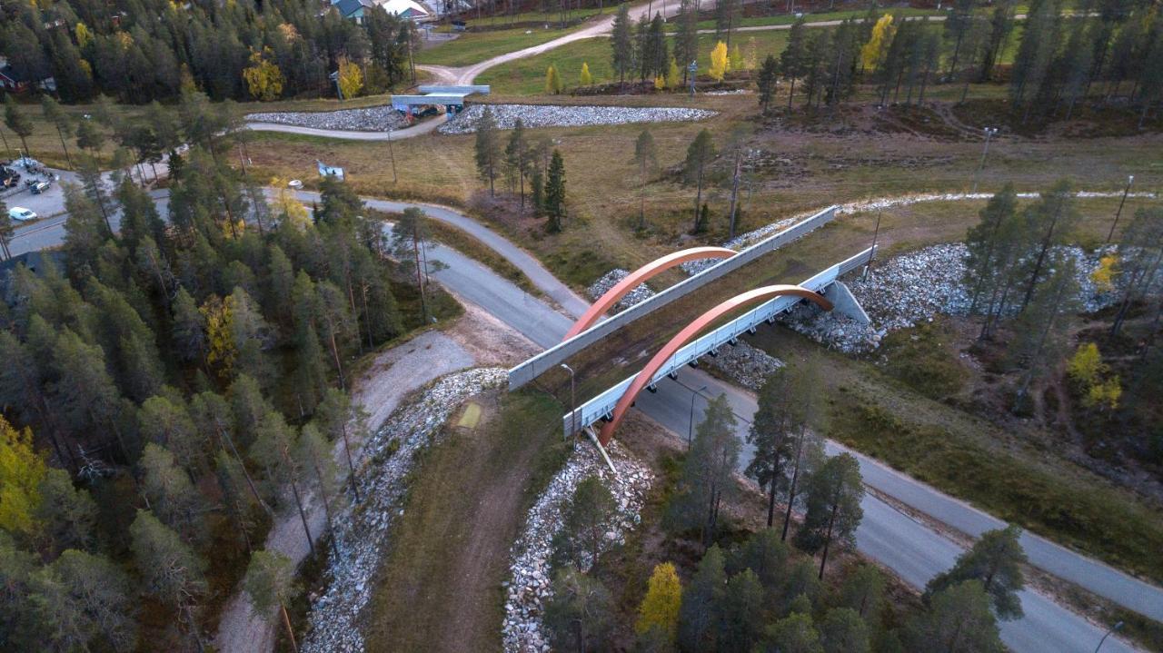 Ski-Inn Pyhaelinna Пухатунтури Экстерьер фото